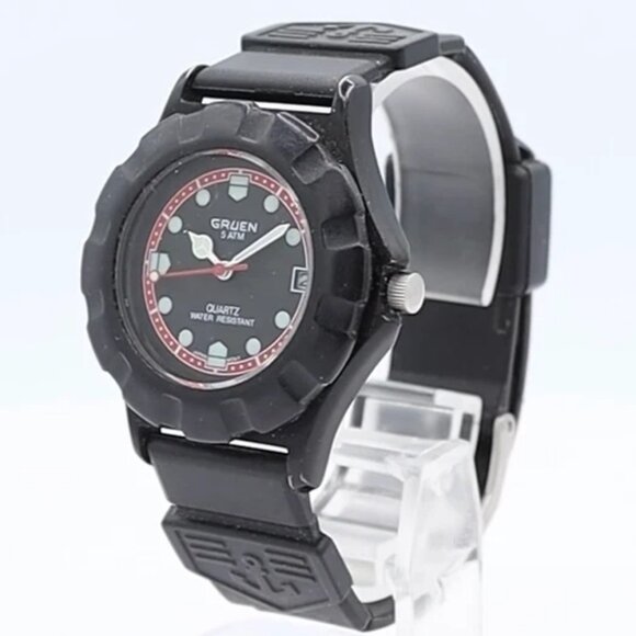 Vintage Gruen F1 Style Black Men's Quartz Wristwatch Japan Steel & Plastic